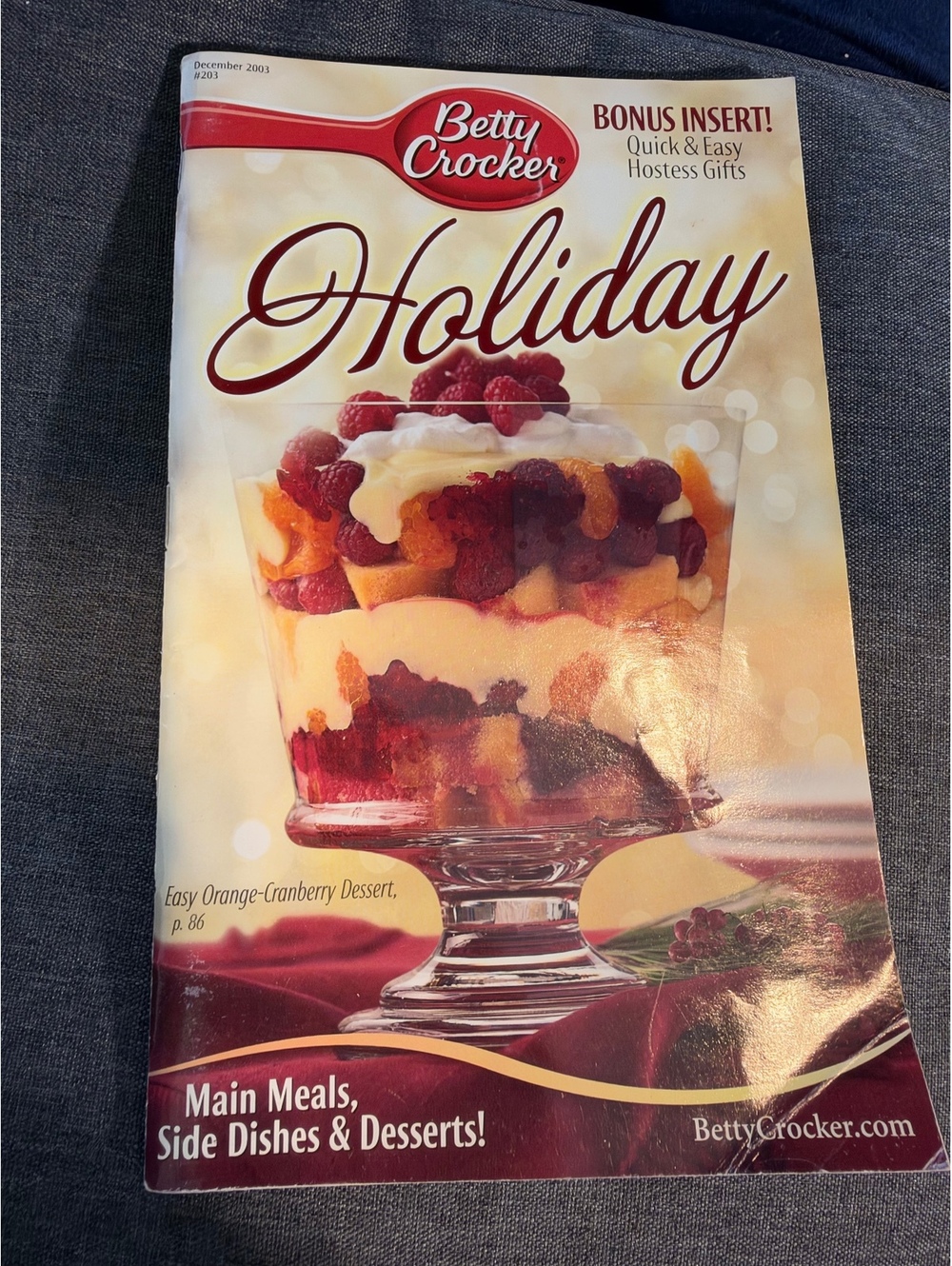 Betty Crocker Holiday Cookbook December 2003 Edition - Main Meals, Side Dishes &